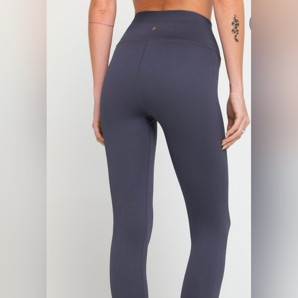 Spiritual Gangster Lovesculpt Leggings M/L